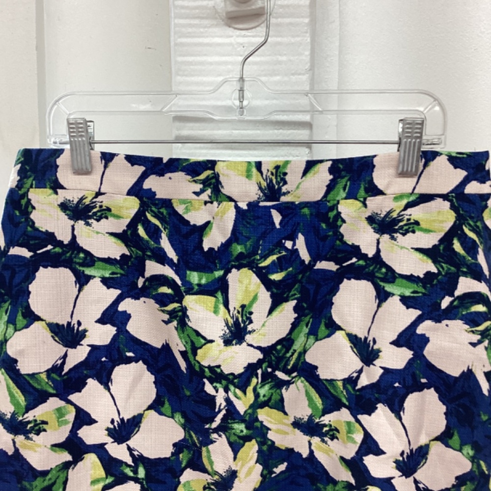 J Crew Pencil Skirt New. Size 10 - Picture 2 of 4